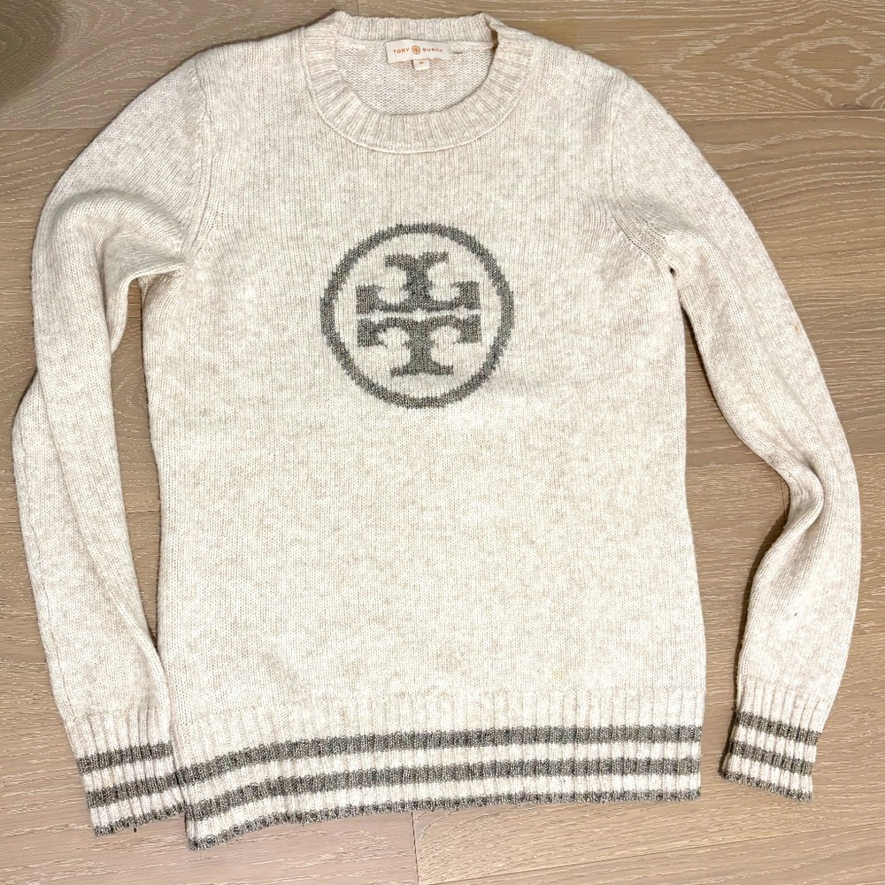 tory burch knit sweater. ladies m. light grey gold
